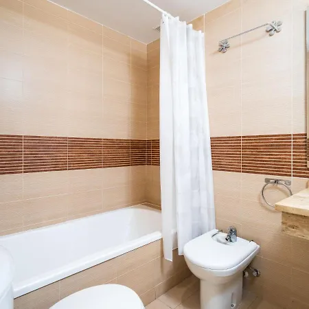 Olivo By Interhome * מוריירה